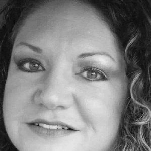 Meet your Posher, Shellie